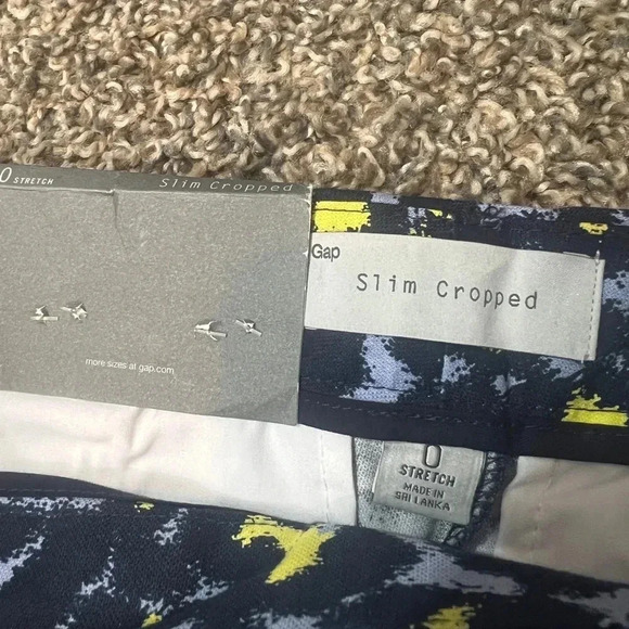GAP ANKLE PANTS SLIM ANKLE CROPPED STRETCH BLUE AND YELLOW PRINT NWT SIZE 0 - Picture 6 of 9